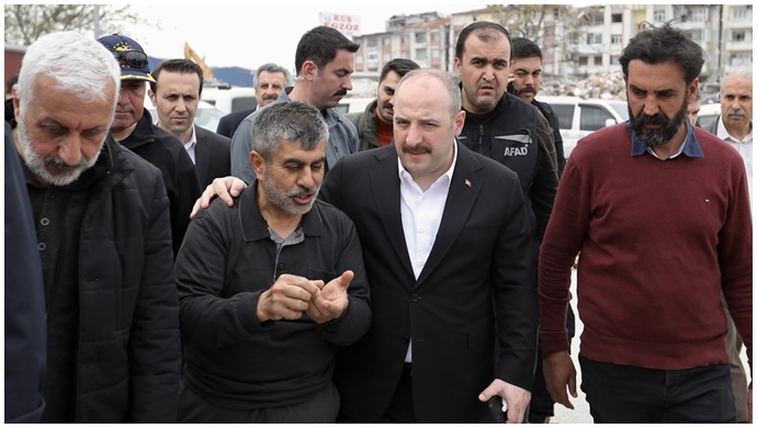 11 ilde depremde yıkılan işletmelere faizsiz kredi sağlanacak