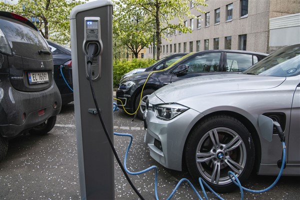 12 milyon elektrikli araç hızlı şarj istasyonlarındaki kritik güvenlik açığı ile karşı karşıya