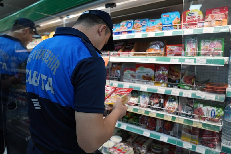 Denizli Büyükşehir Zabıta’dan gıda denetimi