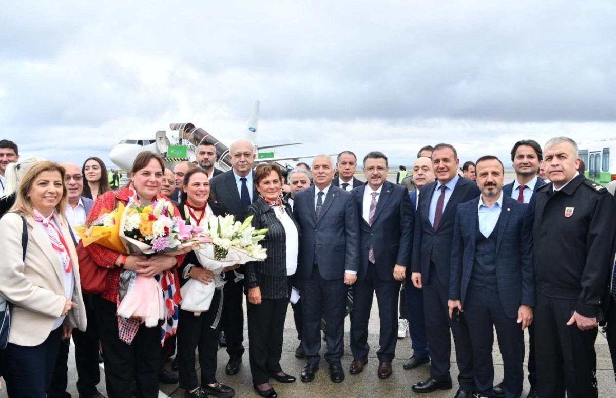 Tiflis-Trabzon Uçuşları Hizmete Girdi