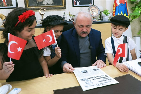 Başkan Esen, Dr. Refik Saydam İlkokulu öğrencilerini ağırladı