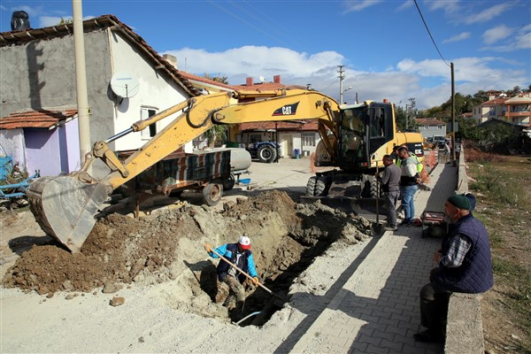 Çankırı Belediyesi, Esentepe'ye yağmur suyu hattı çekti