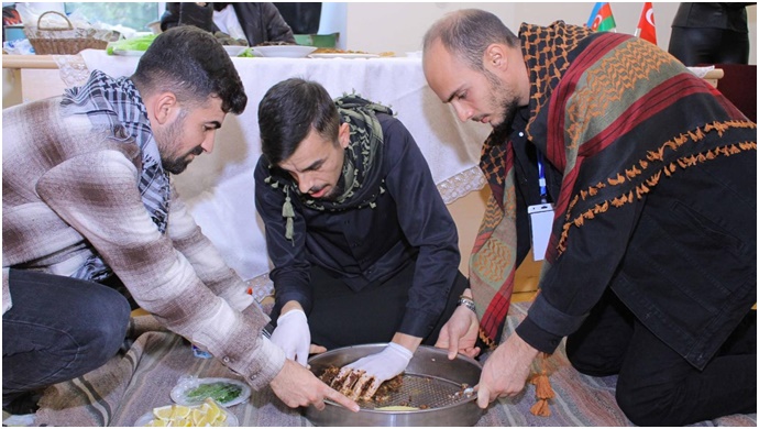 Şeyhanlıoğlu, Azerbaycan’da Düzenlenen Etkinlikte Çiğköfteyi Tanıttı