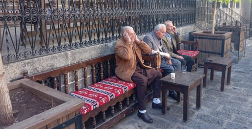 Dengbej Evi'nde 25 dengbej sanatçısı dinleyiciyle buluşuyor