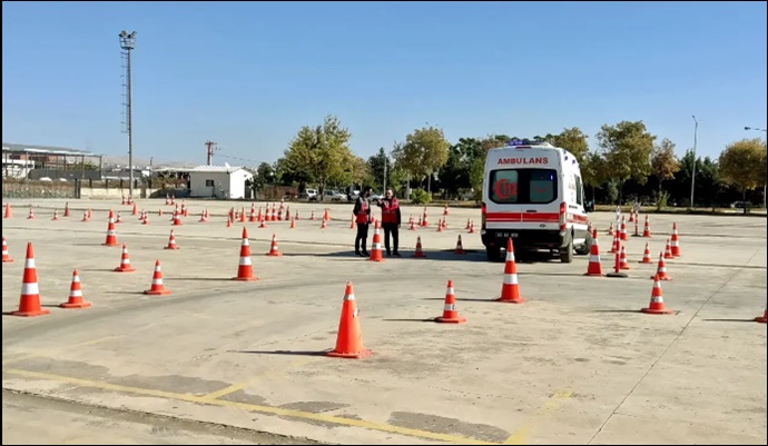 Ambulans Sürüş Güvenliği Eğitimi (ASGE) Tamamlandı