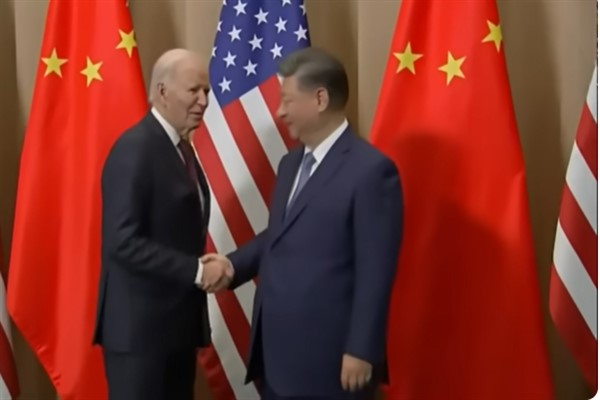 Joe Biden, Çin Devlet Başkanı Xi Jinping ile son kez bir araya geldi