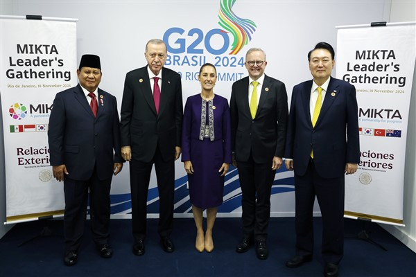 Cumhurbaşkanı Erdoğan, MIKTA'nın liderleriyle bir araya geldi