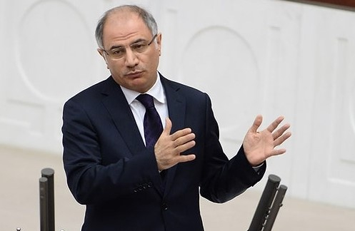 Efkan Ala: Konser Siyaseti Yerine Eser Siyasetiyle Yola Devam Ediyoruz