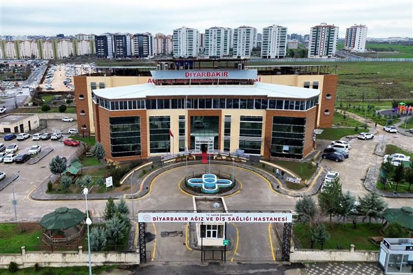 Diyarbakır Ağız ve Diş Sağlığı Hastanesi 10 ayda 479 bin 115 hastaya sağlık hizmeti verdi