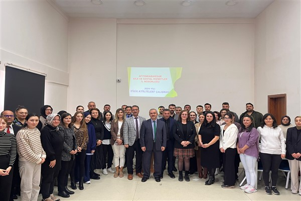 &Prime;Türkiye Yüzyılında Sosyal Hizmetlerde Fikir Atölyeleri Çalışmaları&Prime; gerçekleştiriliyor