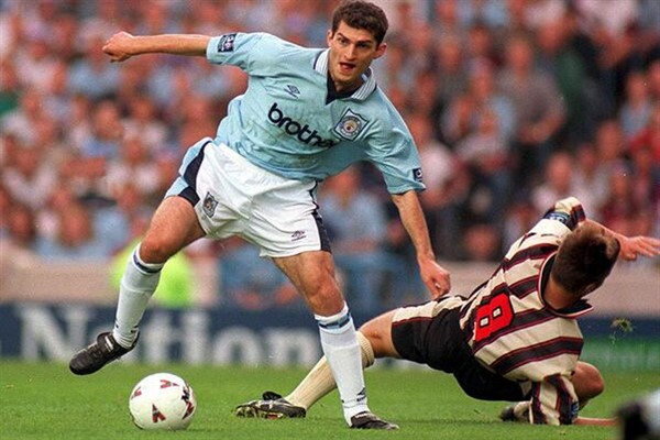 Gürcistan'da eski futbolcu cumhurbaşkanı adayı olarak gösterildi