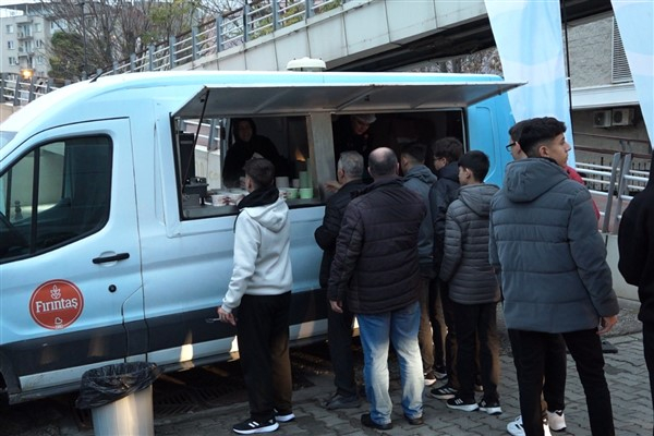 Balıkesir Büyükşehir Belediyesi’nin “Günaydın Çorbası” projesi
