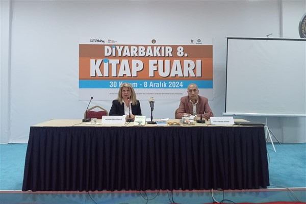 Diyarbakır'da kadının toplumsal rolü üzerine söyleşi yapıldı