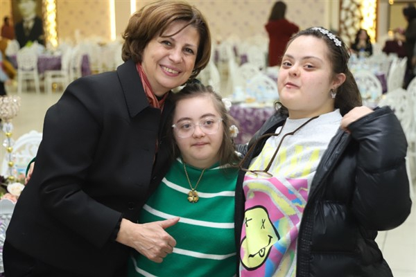 Başkan Ünlüce: Hep birlikle daha eşit bir şehir için çalışmaya devam edeceğiz