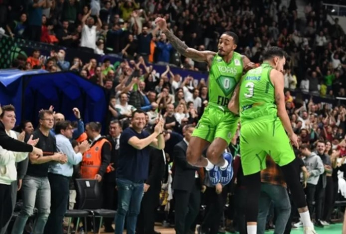 TOFAŞ'tan Anadolu Efes'e Büyük Galibiyet