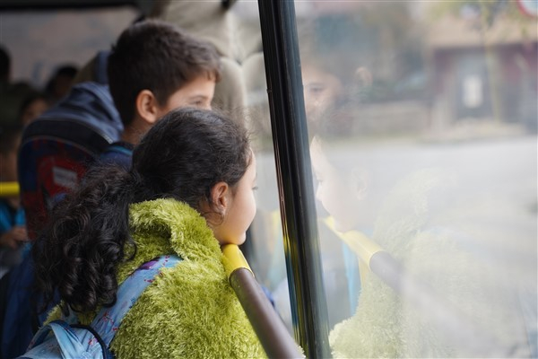 Tuzla Belediyesi'nden 950 öğrenciye ücretsiz ulaşım desteği