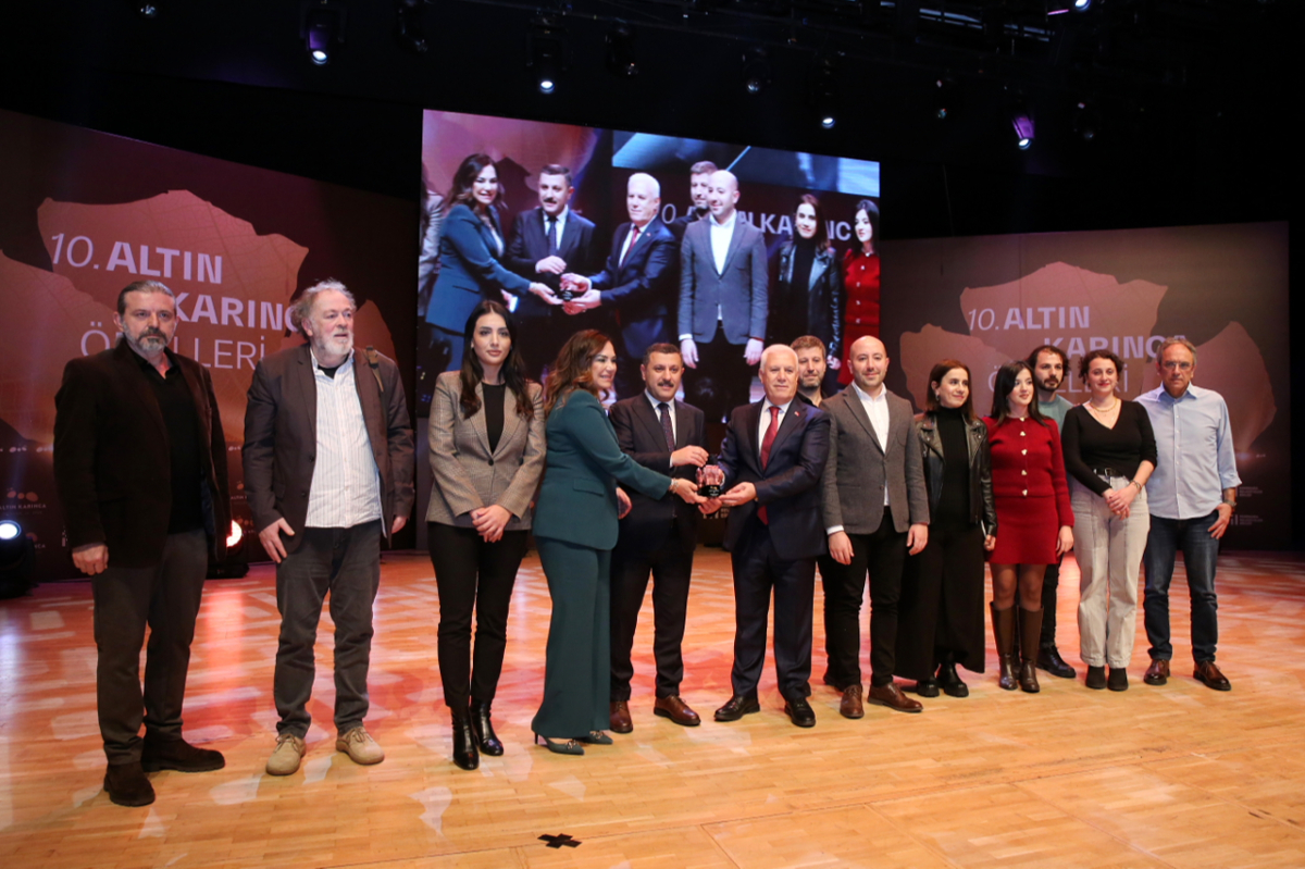 Altın Karınca'dan Küçükçekmece'ye çifte ödül