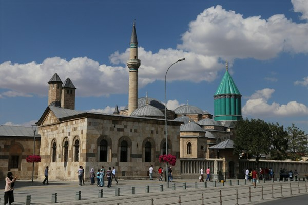 TBMM Başkanı Kurtulmuş, Mevlana’yı vefatının 751’inci yıl dönümünde andı