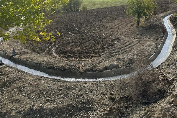 Diyarbakır Büyükşehir Belediyesi, 40 kilometrelik sulama kanalı projesini tamamlandı
