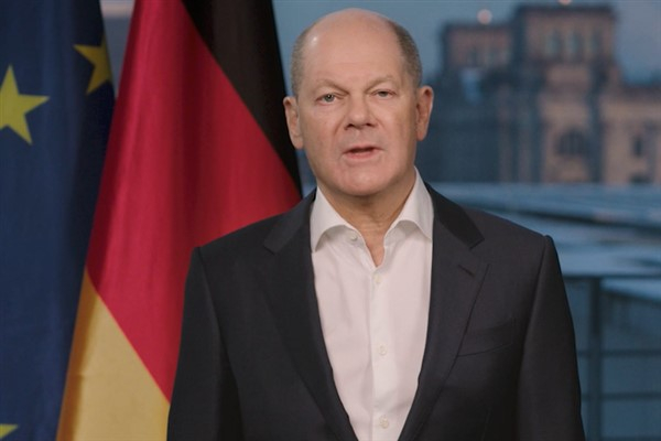 Scholz: Otomotiv sanayisi ve çelik sektörünü desteklemek için ortak yaklaşıma ihtiyaç var