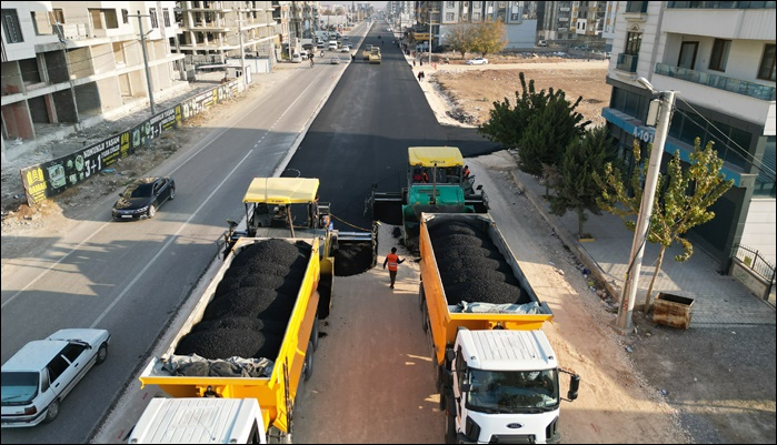 Şanlıurfa Büyükşehir 'den Konuklu 'da asfalt çalışmaları-(VİDEO)