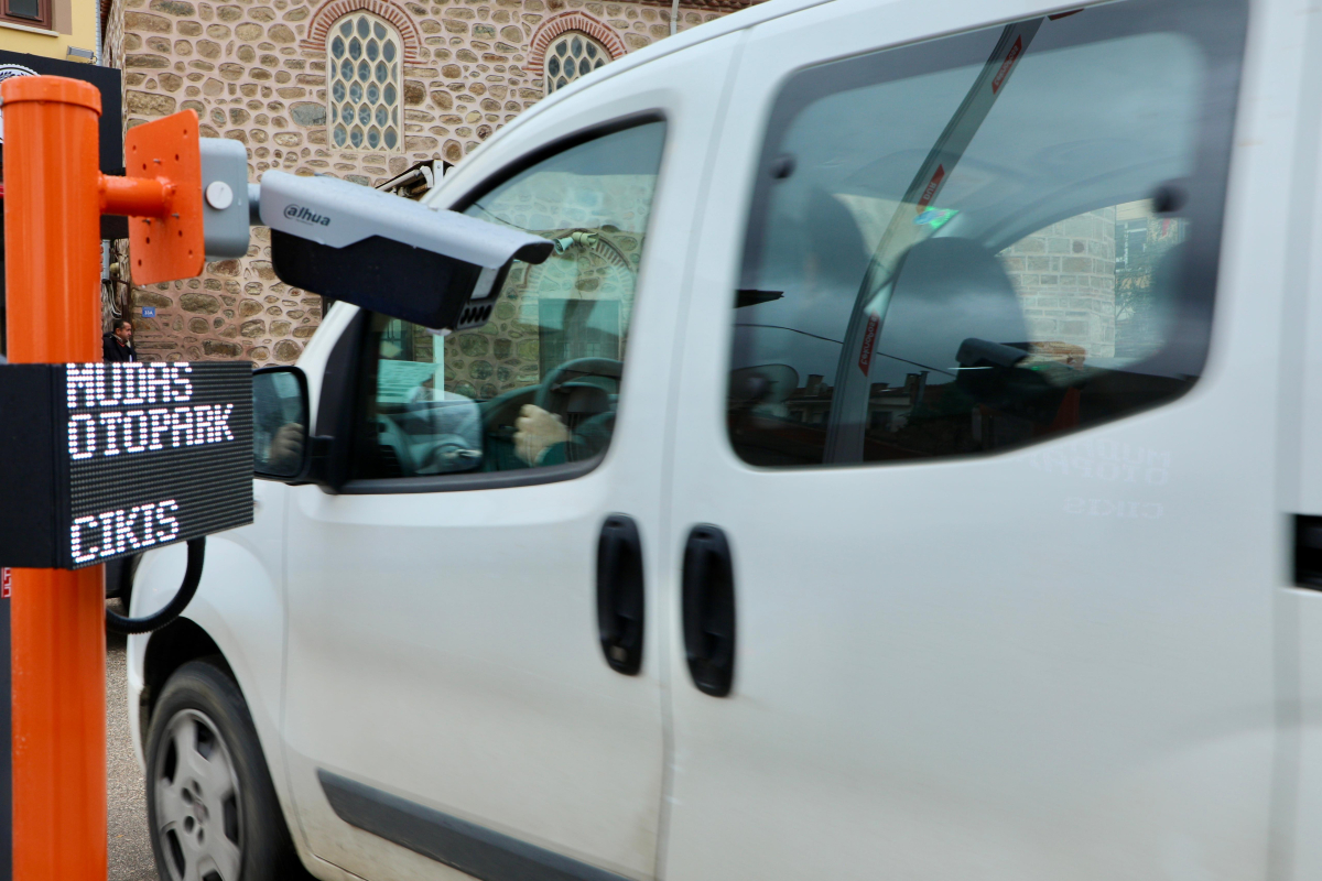 Mudanya'da yeni otopark hizmete açıldı