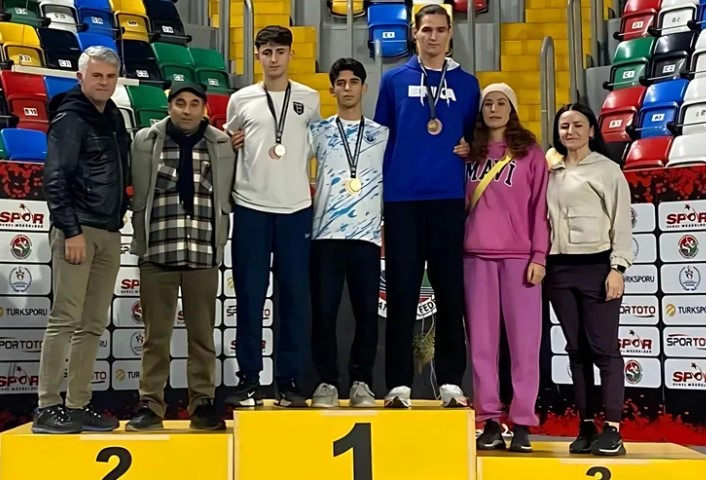 Bursa Gemlik Belediyespor, Çifte Şampiyonluk Yaşadı