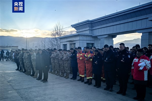 Tibet’te 7 Ocak depremi kurbanları anıldı