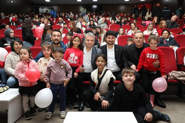 Edremit'te  &Prime;Çocuk Şenliği&Prime; etkinliği düzenlendi