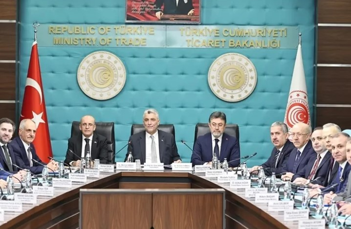 Bakanlar, Ramazan Öncesi Gıda ve Perakende Sektörünü Değerlendirdi