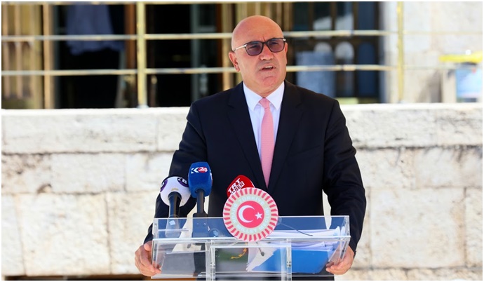 CHP’li Vekil Mahmut Tanal Meclis Gündemine Taşıdı