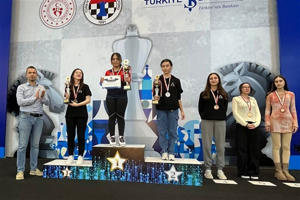 Karamanlı sporcu Latife Yade Günaştı Türkiye şampiyonu oldu