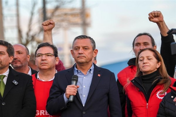 Özel'den sanatçı Barış Manço'nun ölüm yıldönümü için anma mesajı