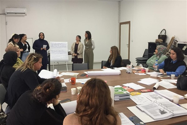 Diyarbakır'da &Prime;Kadının Ekonomik Hakları” tartışıldı