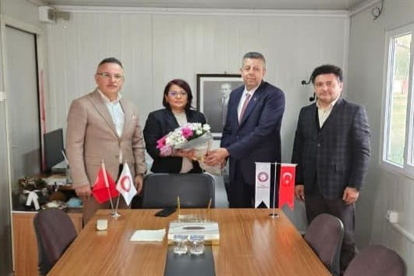 Hatay Veteriner Hekimler Odası'ndan Dekan Coşkun’a ziyaret