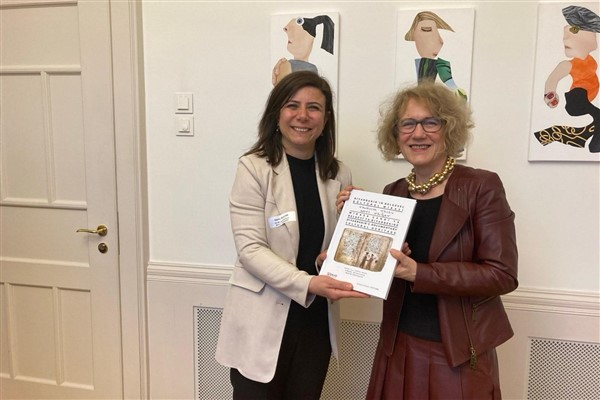 DBB Eş Başkanı Bucak, Zürih'in ulaşım projelerini inceledi