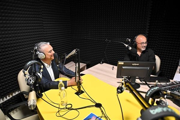 Muratpaşa Belediyesi'nden podcast atölyesi