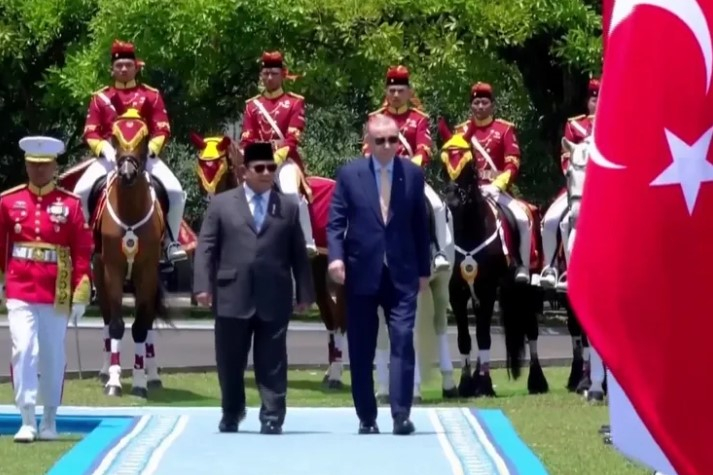 Cumhurbaşkanı Erdoğan Endonezya'da: Türkiye-Endonezya İlişkileri Güçleniyor