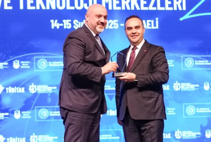 Gaziantep Bilim Merkezi’ne TÜBİTAK’tan “Yılın En Etkin Bilim İletişimi” ödülü!