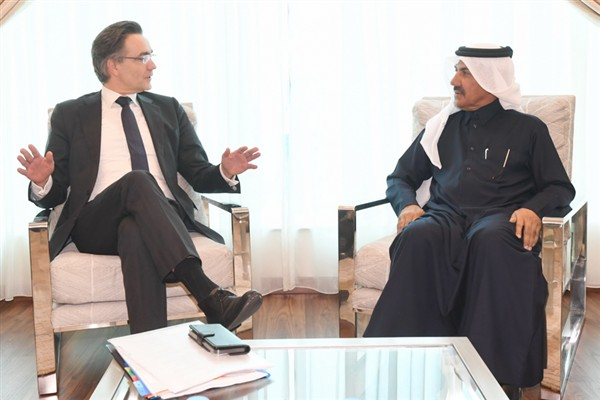 Katar ve Hollanda siyasi istişare turu düzenliyor