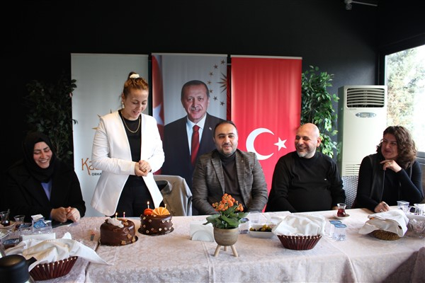 Başkan Aydın, AK Parti Kadın Kolları ile bir araya geldi