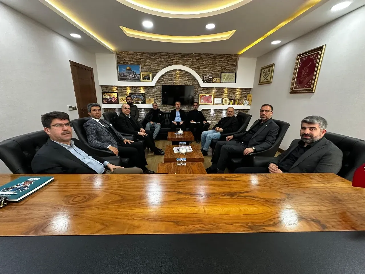 HÜDA PAR’dan Memur-Sen Şanlıurfa Şubesine Ziyaret