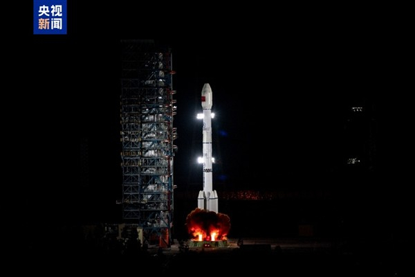 Çin, uzaya yeni uydu gönderdi