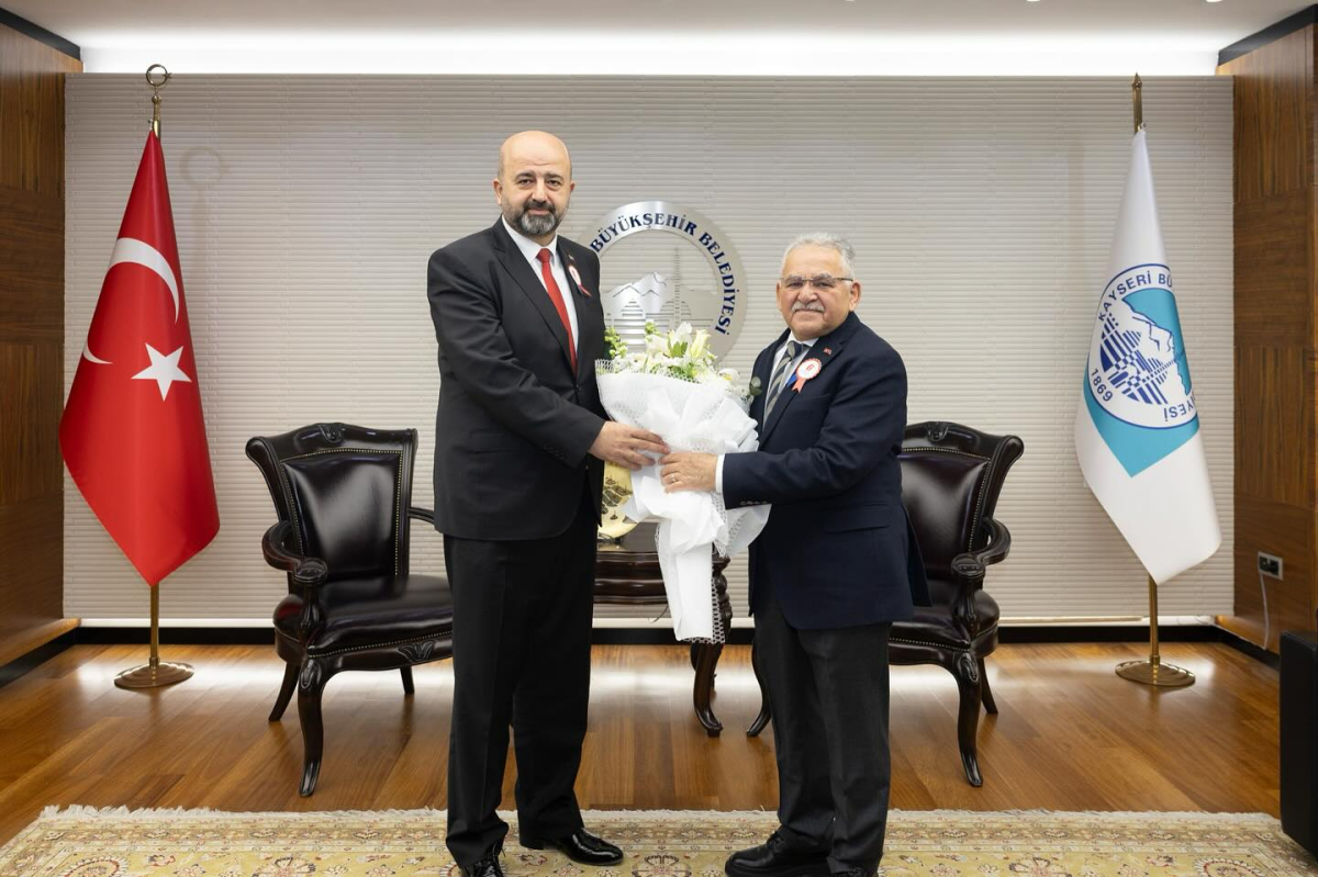 Başkan Büyükkılıç'a &Prime;Vergi Haftası&Prime; ziyareti