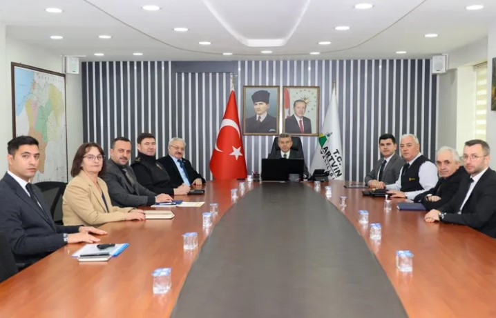 Artvin'de AÇÜ ve Yurtların Güvenliği Masaya Yatırıldı