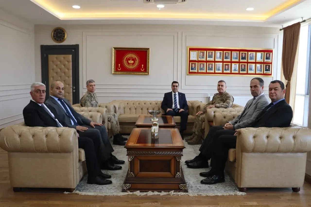 İl Emniyet Müdürü Atilla Aksoy’dan İl Jandarma Komutanlığına Ziyaret