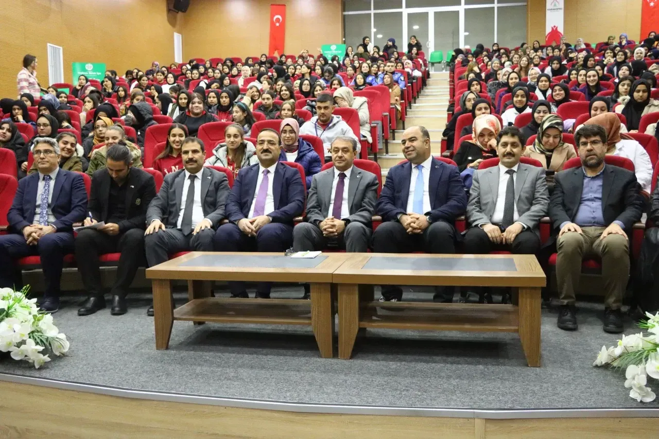 Yeşilay Şanlıurfa Şubesi’nden Bağımlılık Semineri