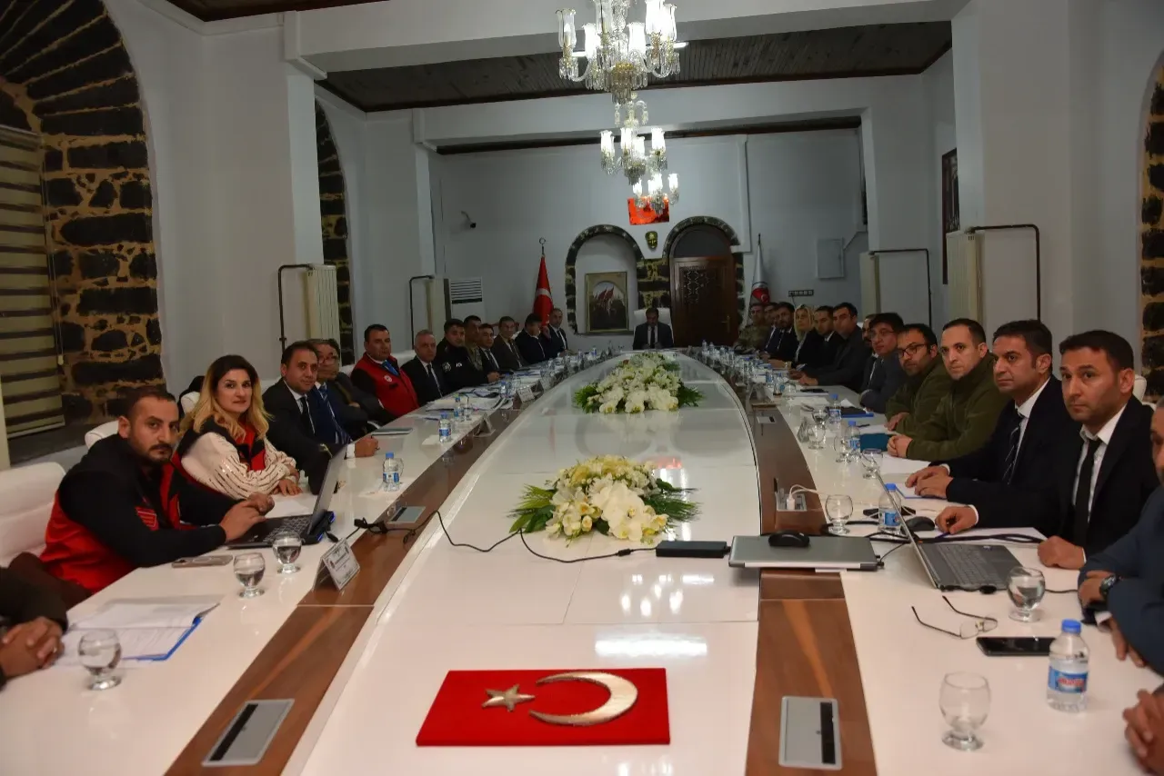 Siverek’te Kuduzla Mücadele İçin Koordinasyon Toplantısı Yapıldı