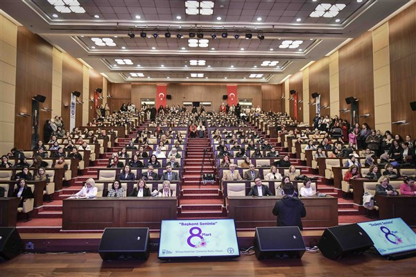 ABB'den &Prime;İlham Veren Kadınlar” paneli