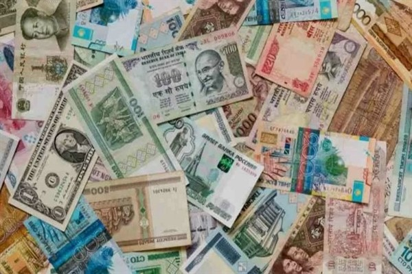 Euro ve sterlin piyasalardaki &Prime;Trumpsesyon&Prime; korkusuyla dolar karşısında yükseliyor